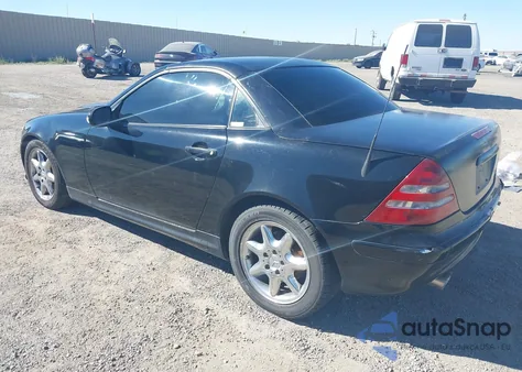 2001 Mercedes-Benz Slk 320 from USA, damaged, VIN WDBKK65F91F230300
